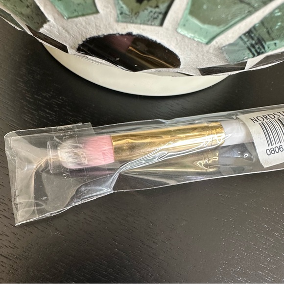 NWOT MAC Electric Wonder Split Fibre Eye Blending Brush 234SES - Picture 3 of 4